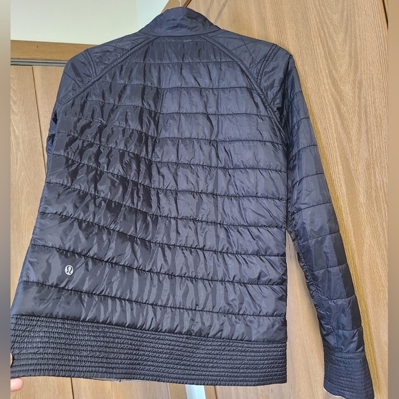 Lululemon The Bomb Reversible Bomber Jacket - Picture 4 of 14